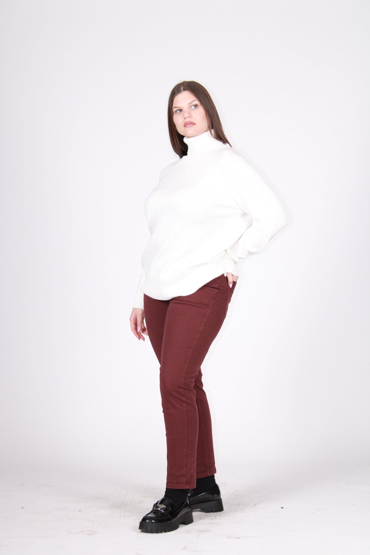 Pantalone molla color prugna
