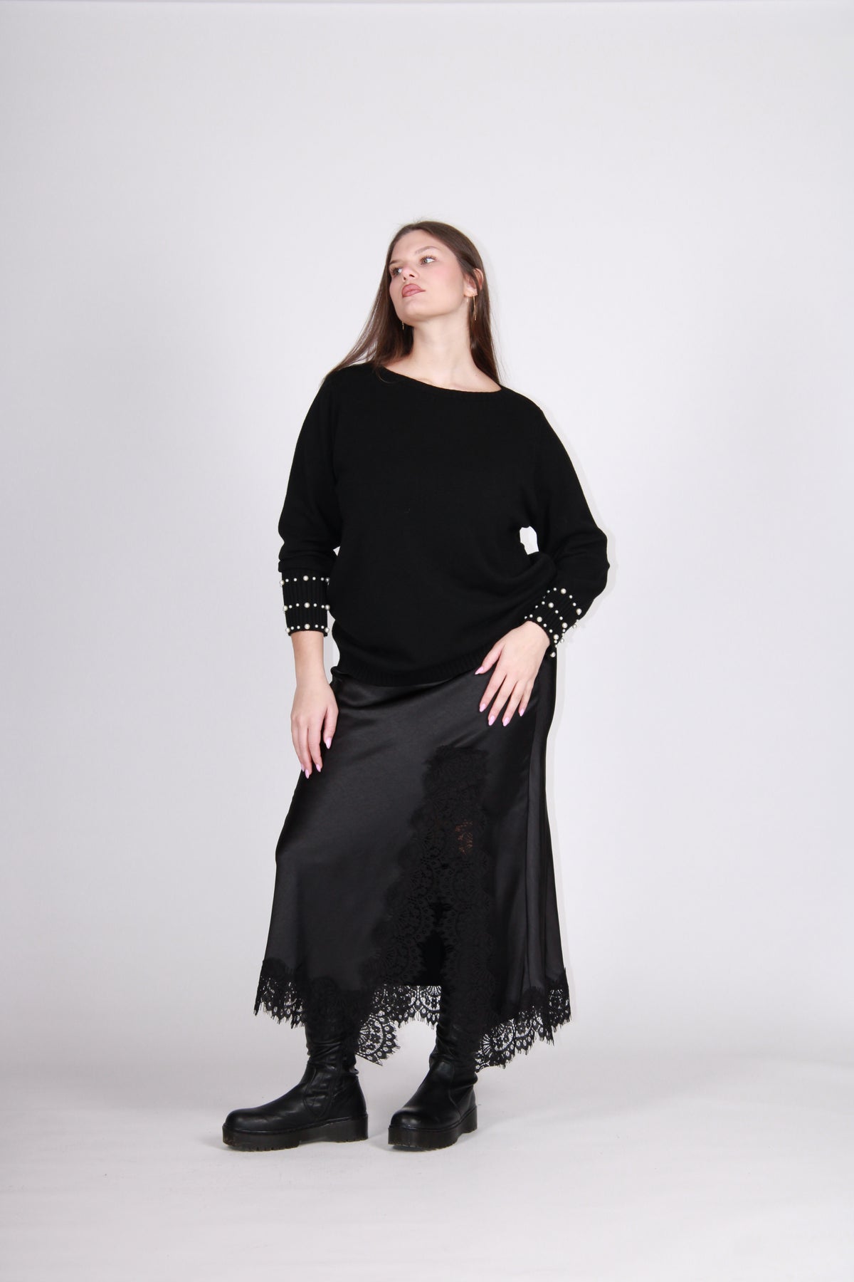 Maglia polsi perle nero