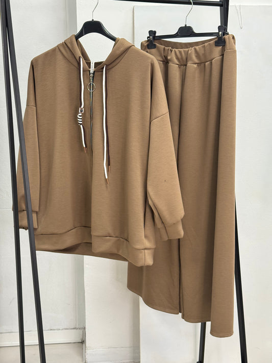 Completo tuta cappuccio