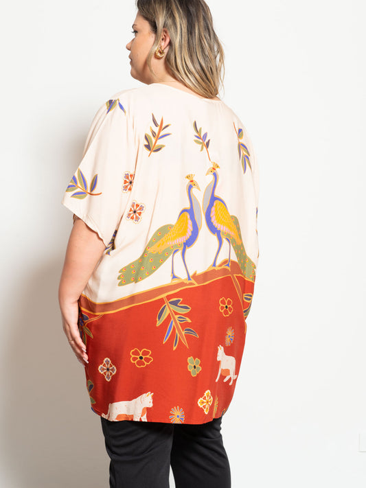 Curvy peacock kimono