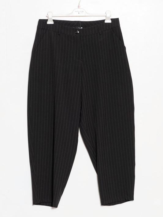 Curvy pinstripe trousers