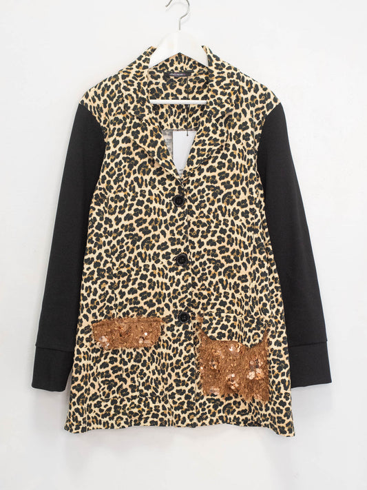 Spotted coat with sequins