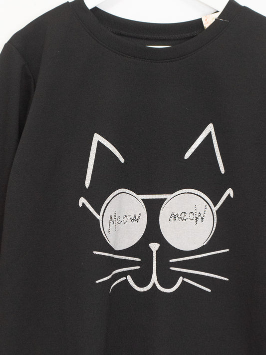 Curvy cat sweatshirt