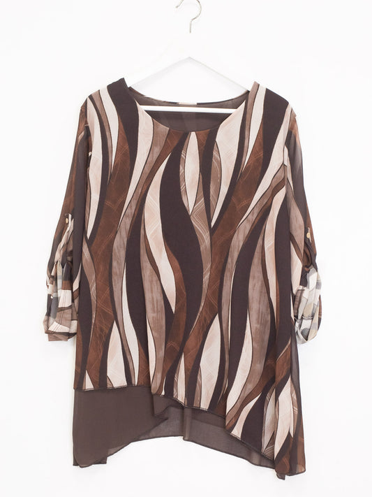 Patterned curvy blouse