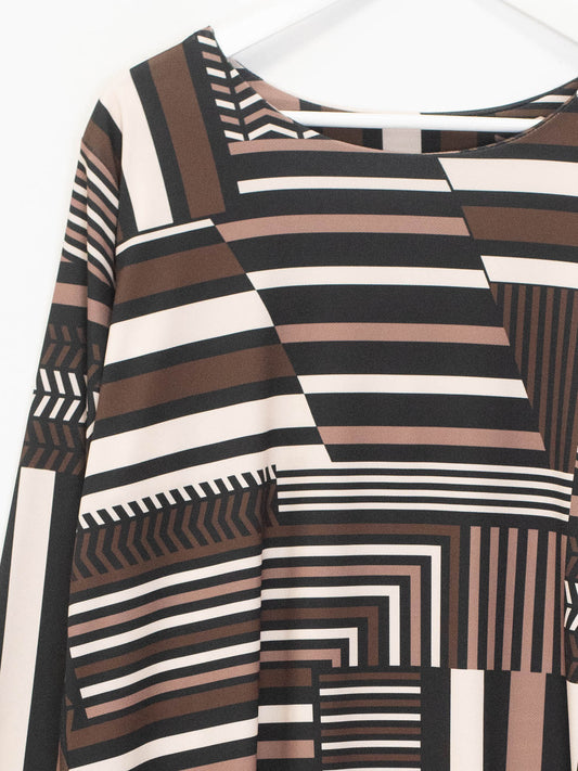 Geometric patterned blouse