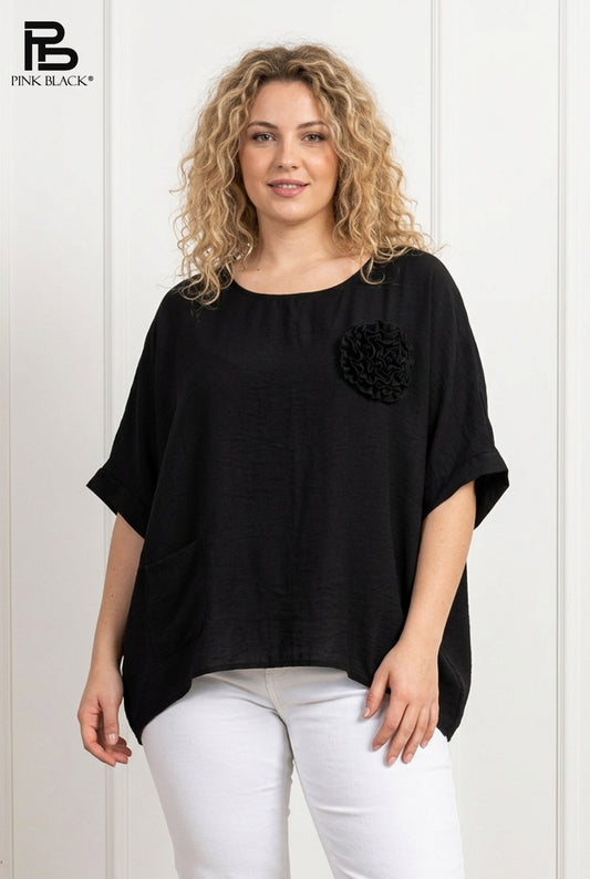 Blusa scollo fiore tasca