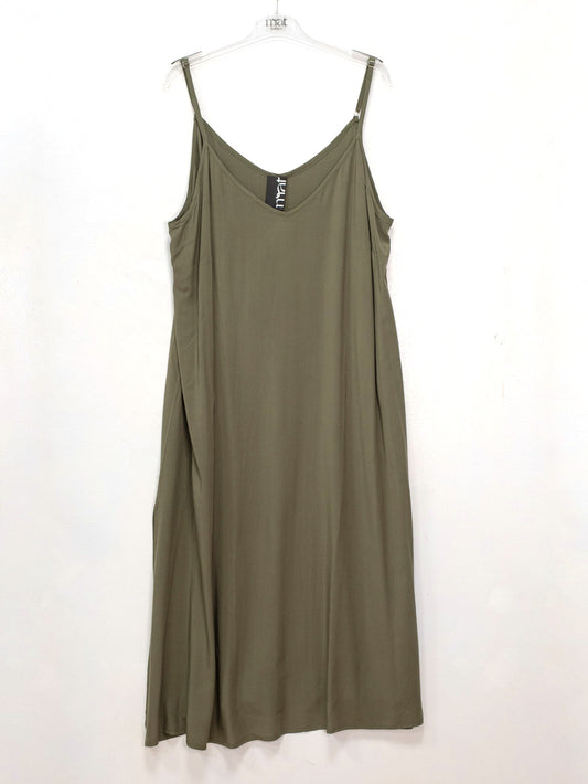 Abito a spallina tinta unita