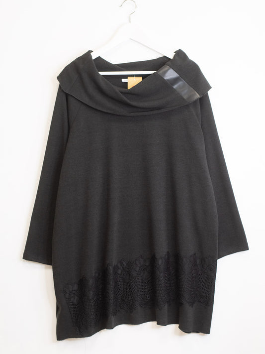 Maglia maxi collo e pizzo