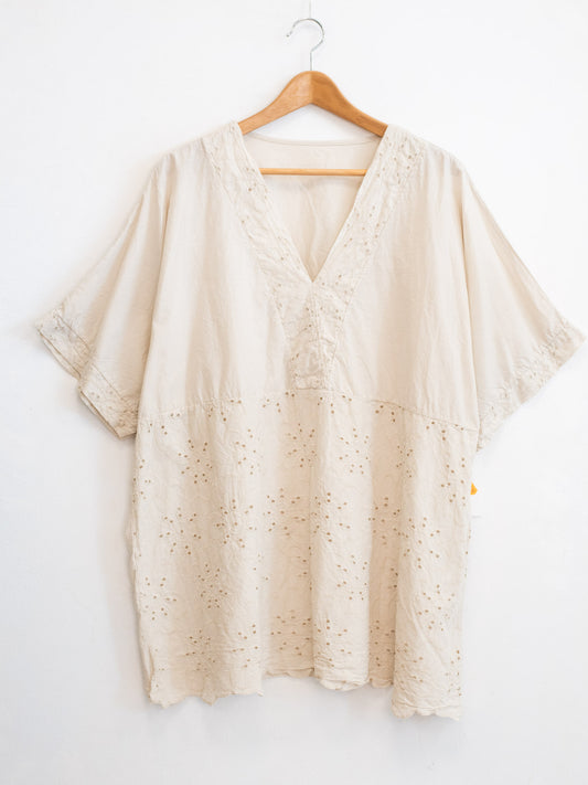 Blusa sangallo scollo V