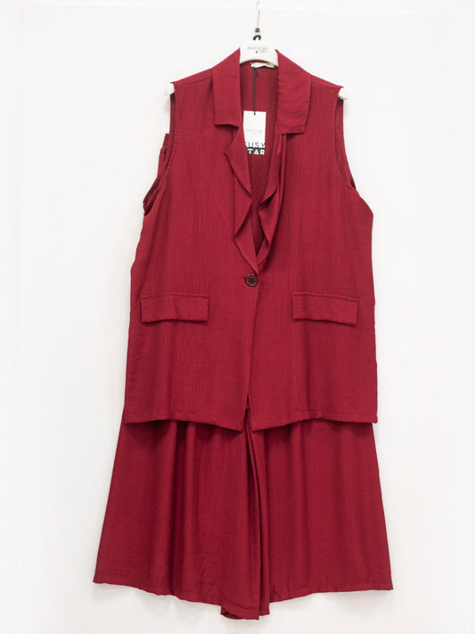 Completo con blazer smanicato