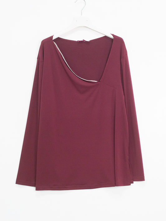 Blouse with glitter insert