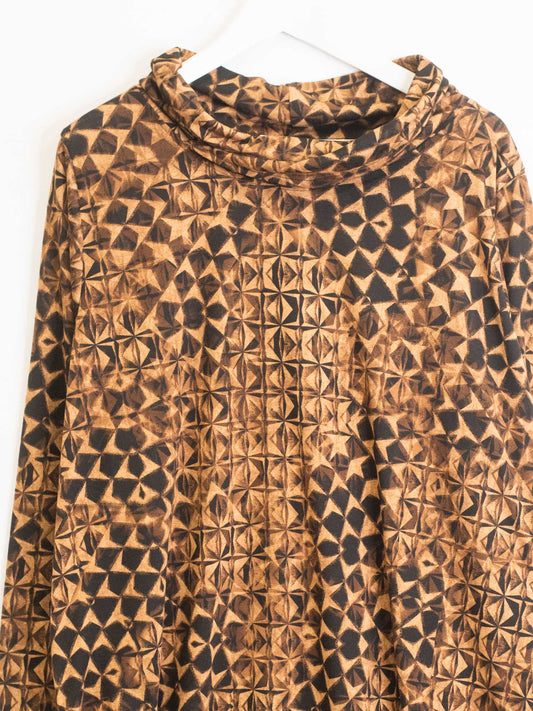 Maglia fantasia collo ciambella