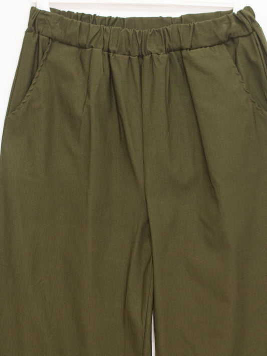 Pantalone morbido elasticizzato dritto