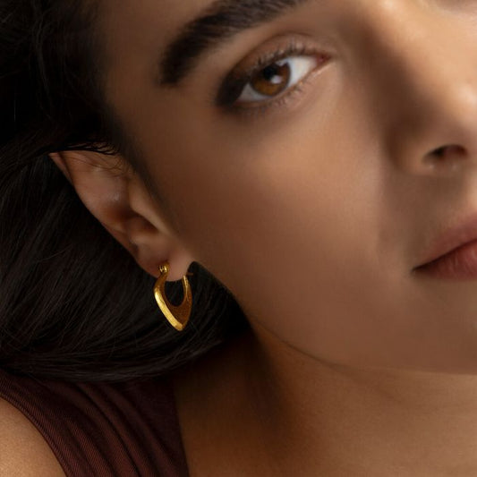 DROP DESIGN EARRINGS 