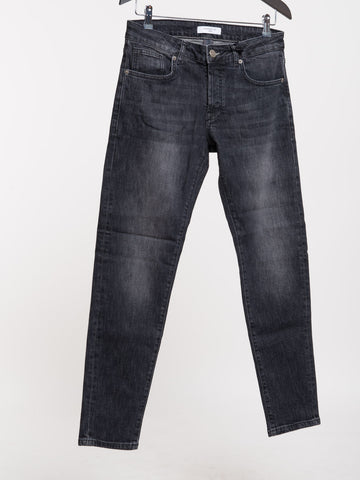 jeans con sfumatura chiara