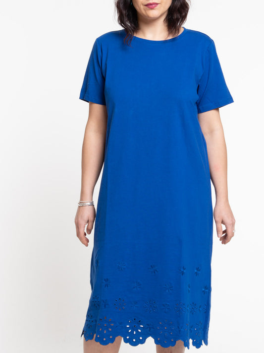Curvy dress in cotton with san gallo embroidery